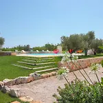 Ferienhaus Td Trulli Della Magnolia Trulli W Amazing Garden