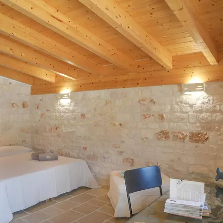 Td Trulli Della Magnolia Trulli W Amazing Garden * 莫诺波利