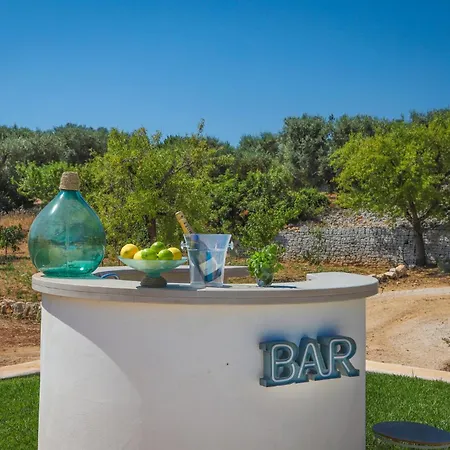 Td Trulli Della Magnolia Trulli W Amazing Garden 莫诺波利